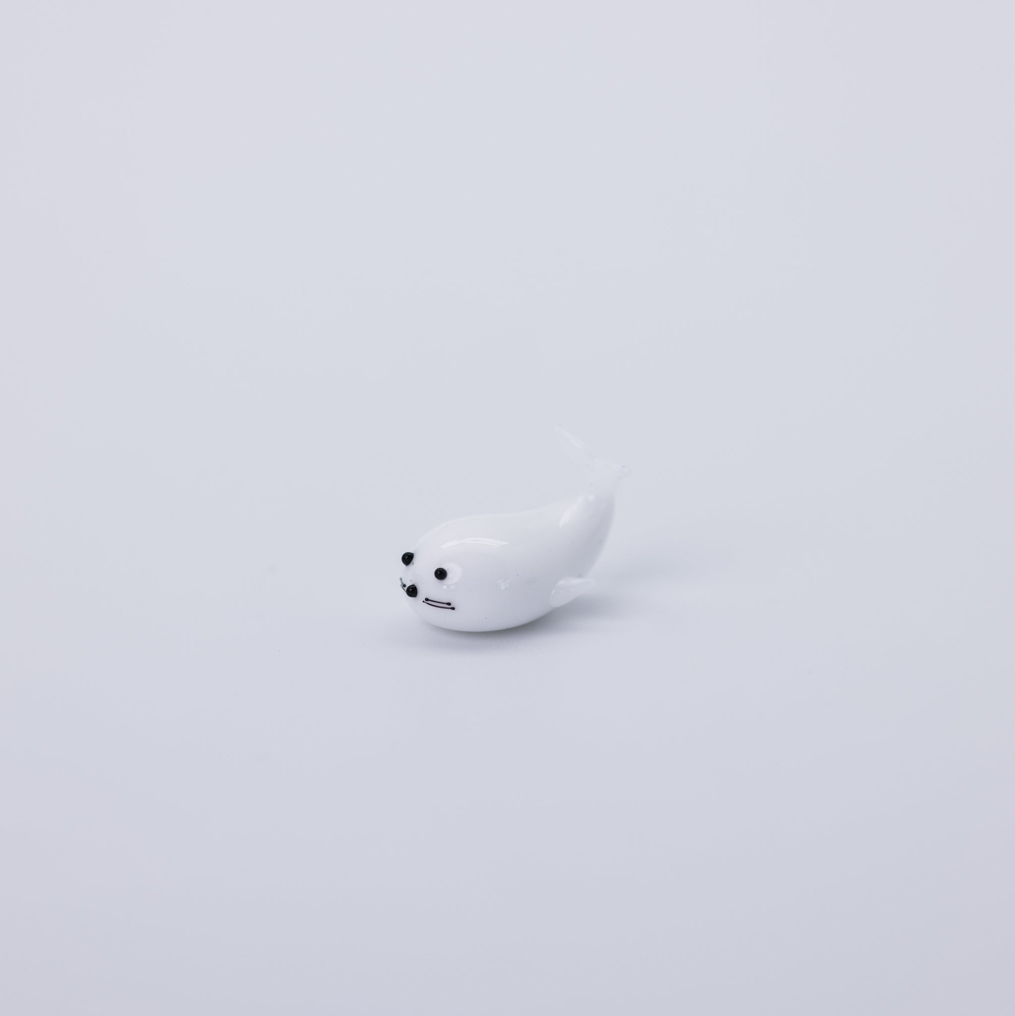 Glass Figurine Seal (Small) - Minjagripir.is