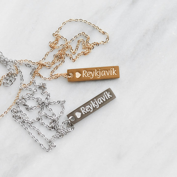 Icelandic Love Necklace - Blakk by B