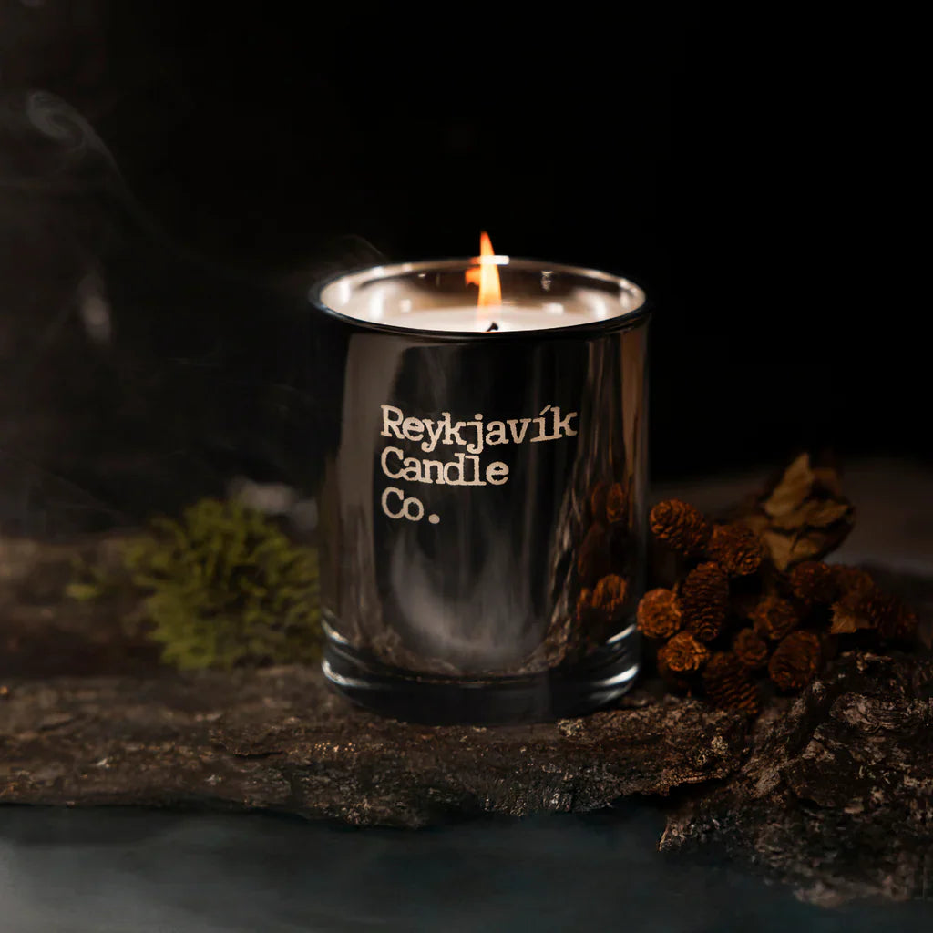 By Krummi - Hrím - Winter Colors - Reykjavík Candle Co.