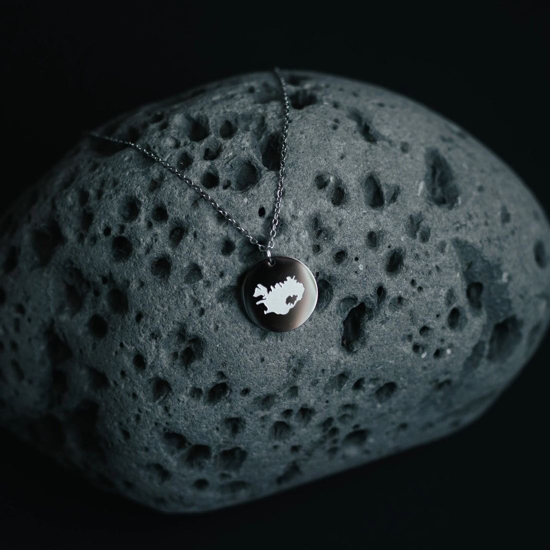 Round Iceland Necklace 20mm - 24 Iceland