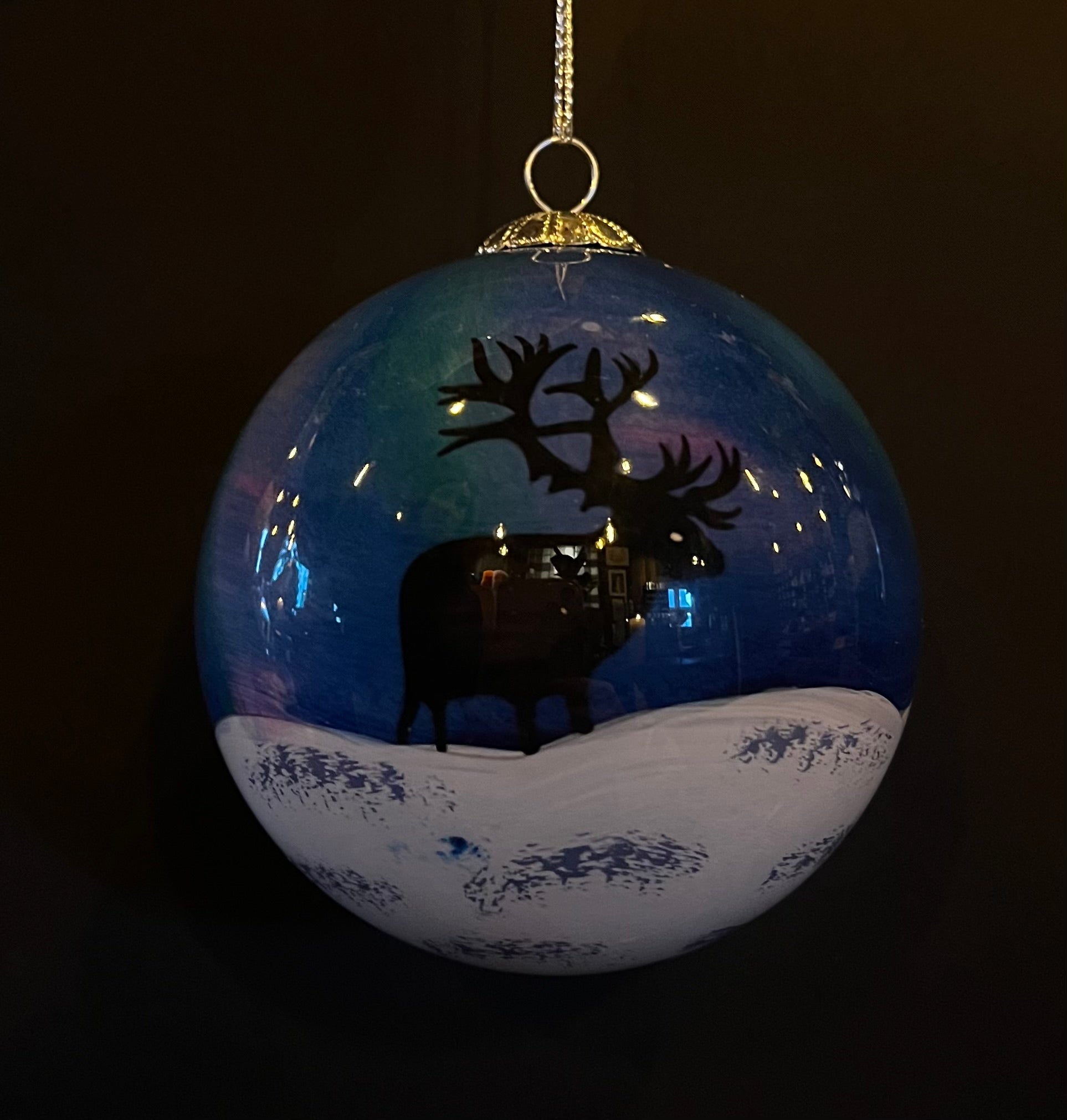 Handpainted Icelandic Glass Bauble - Gæfumunir