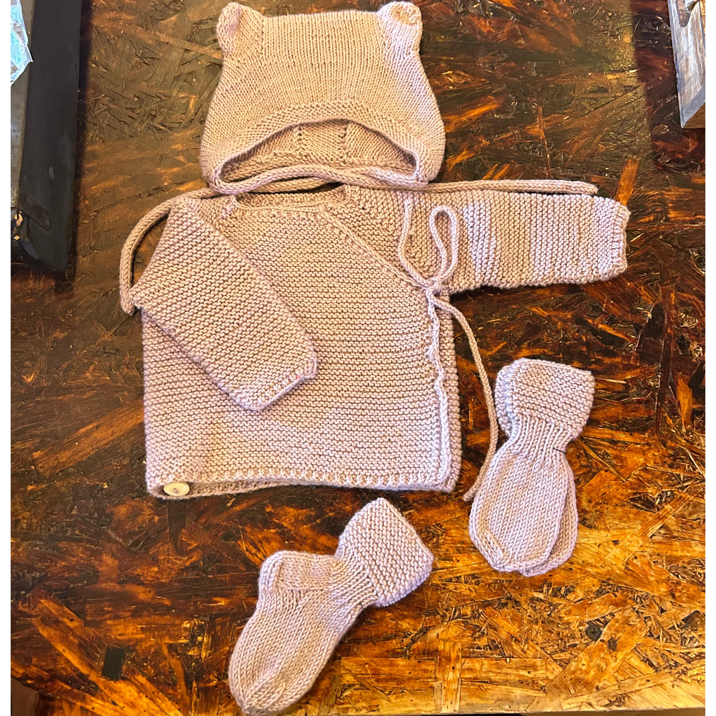 Handknitted Merino Baby Set By SUNNA